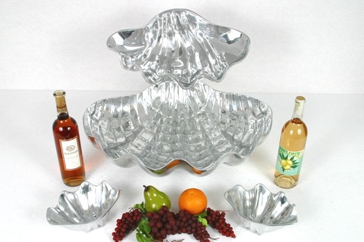 Rental store for SEASHELL SERVING TIERED BOWLS in New Orleans LA